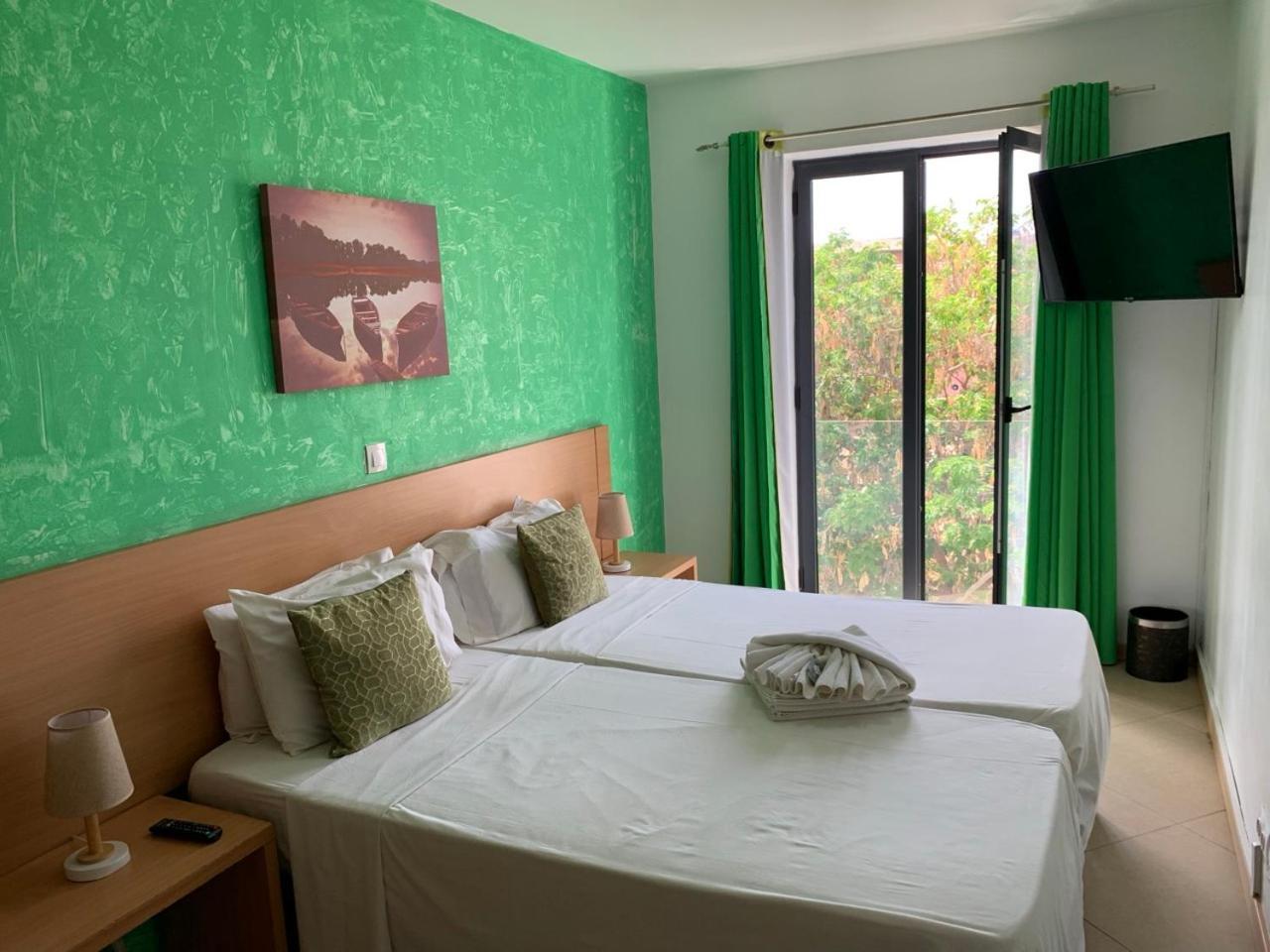 Deluxe Aparthotel Praia Exterior foto